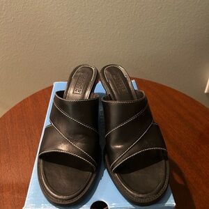 Dockers Black Leather Slide Sandals